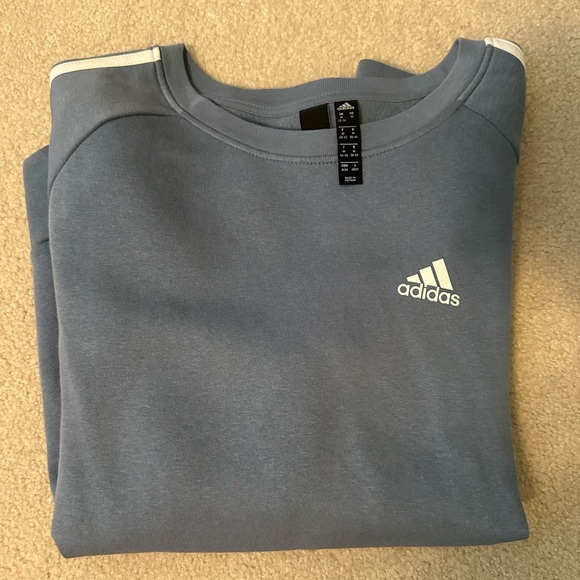 adidas Tops - Adidas women’s crewneck / size medium / light blue grey color